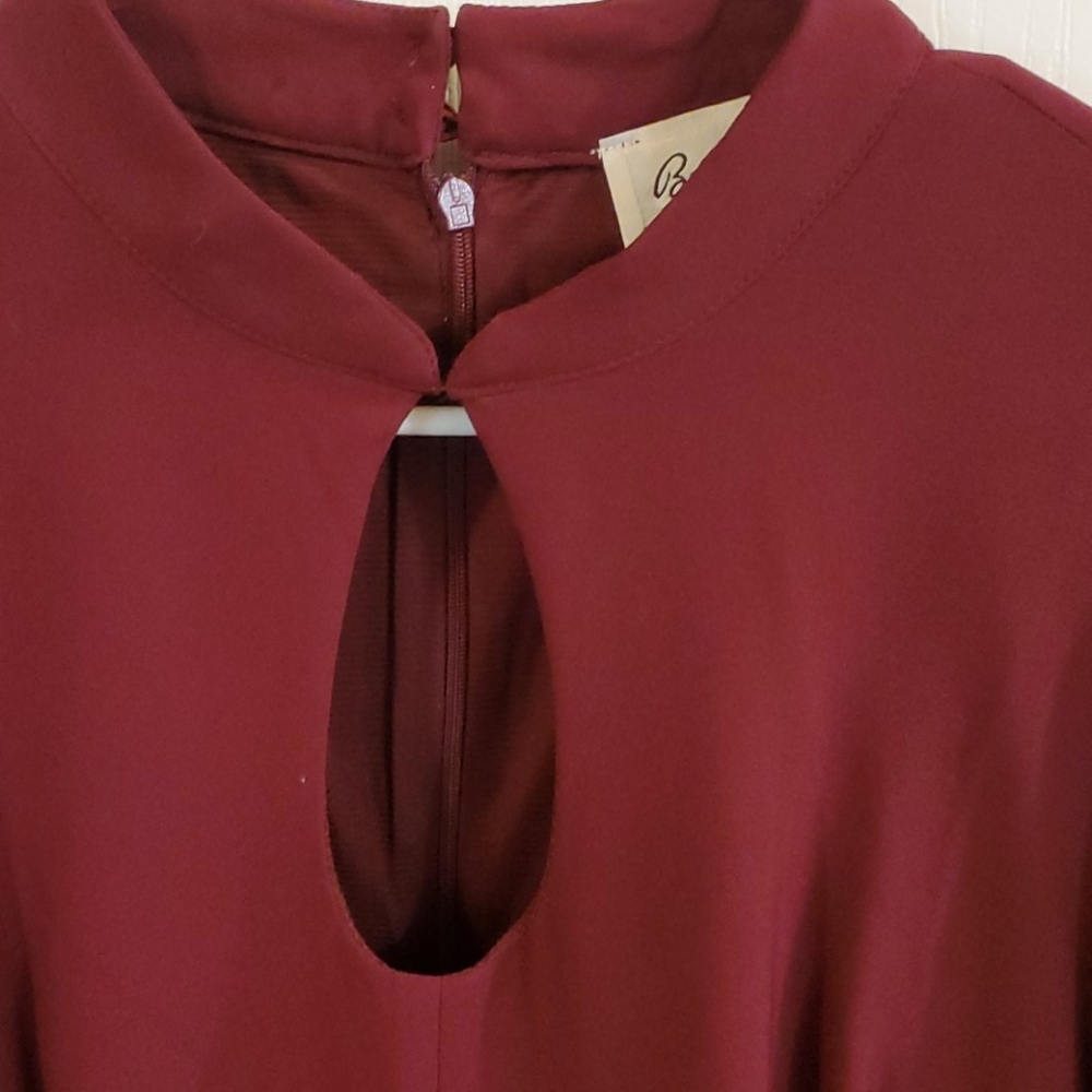 Dress - Picture 2 of 4